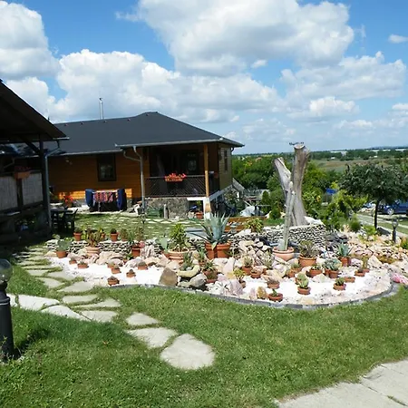 Daire Bungalovy Pri Mlyne Podhájska