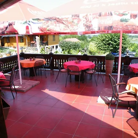 Daire Bungalovy Pri Mlyne *