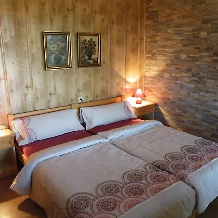 Daire Bungalovy Pri Mlyne Podhájska